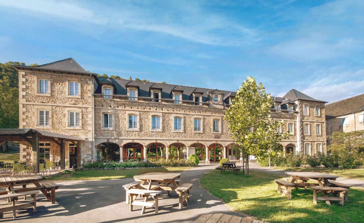 L'Oustal Pont-Les-Bains Hotell Salles-la-Source Exteriör bild